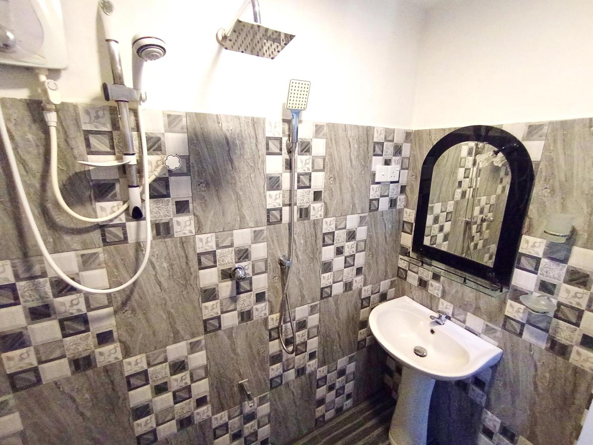 Ramesh Guesthouse Мирисса Экстерьер фото