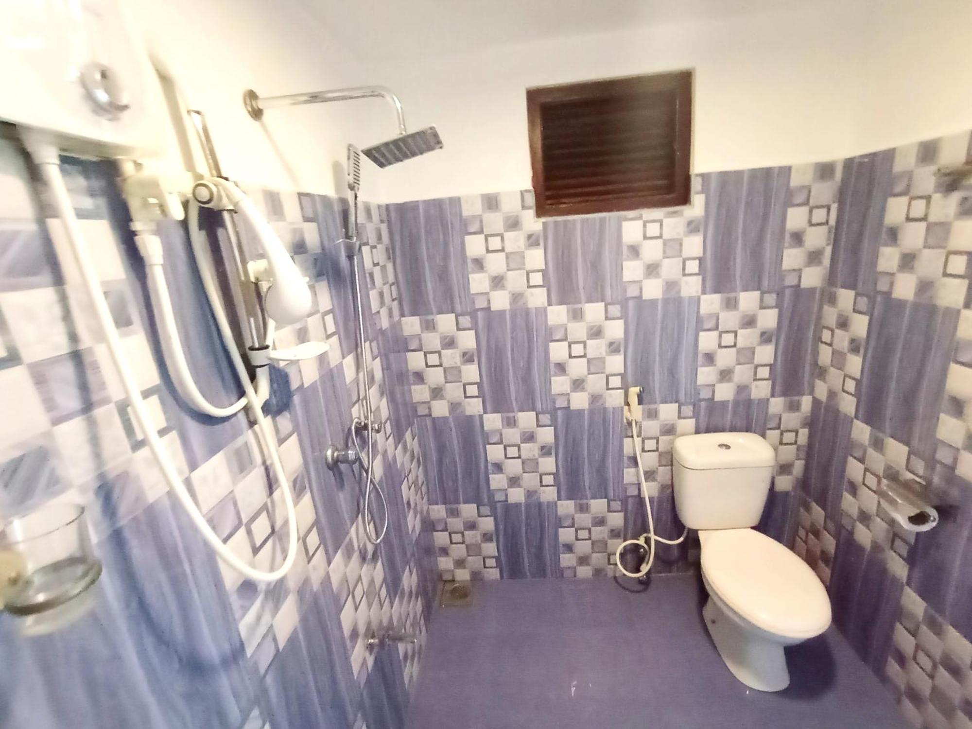 Ramesh Guesthouse Мирисса Экстерьер фото